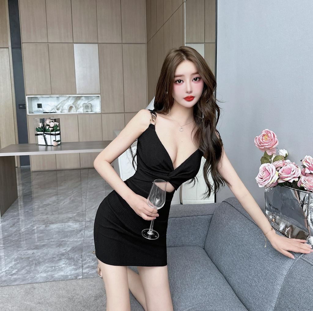 Temperament V-neck low-cut sexy jacquard elastic hollow tight body hip-wrapped waist bottom short dress women