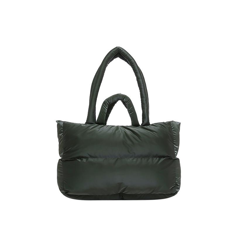 

2025 winter niche cotton clothing texture field-shaped portable space cotton fashion simple temperament single shoulder underarm women s bag 40.5*27.5*12.5 зелёный
