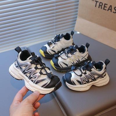 New Children's Sports Shoes Non-slip Soft Sole Boys Running Shoes Waterproof Leather Surface Girls Dad Shoes Tide