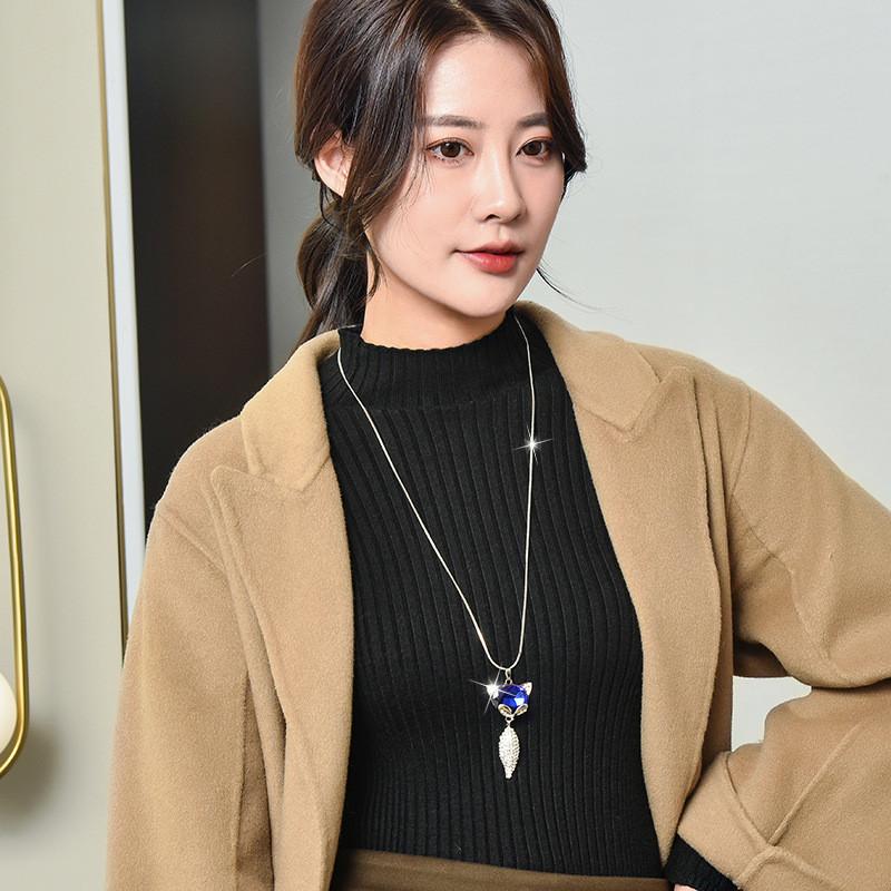 Stylish Womens Fox Charm Sweater Chain Necklace With Sparkling Crystal Accents And Alloy Material
