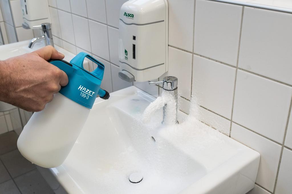 HAZET 199-3 Inlet Pressure Sprayer, Pressure-Accumulated Foam Spray Canister [Officially Imported from Japan]