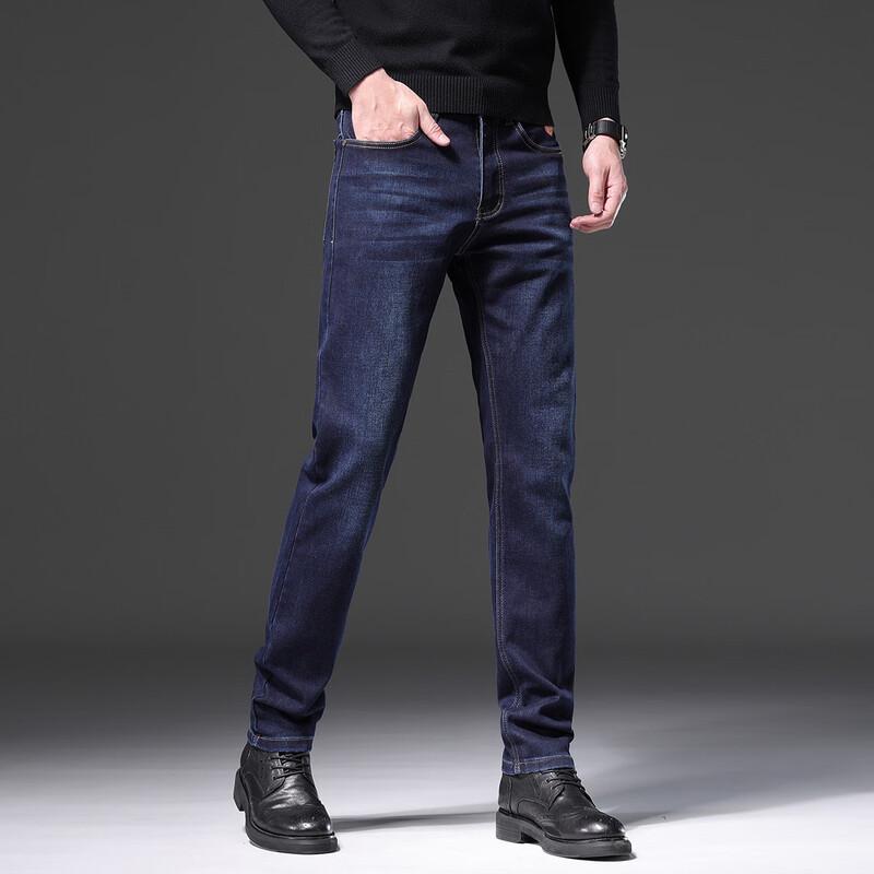 Jeep Men s Comfortable Cotton Blend Straight-Leg Jeans 35