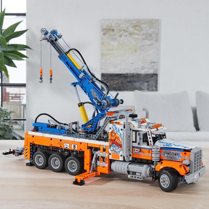 LEGO Technic Heavy Duty Recovery Truck 42128 Multicolor