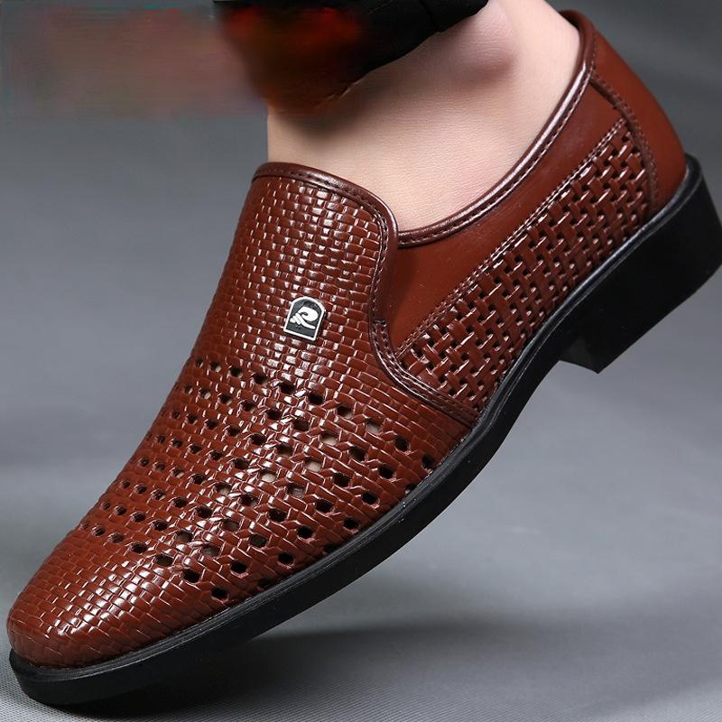Mode Herren PU-Lederschuhe Hohlsandalen Sommer Atmungsaktive Lochschuhe Herren Slipper Lässig Business Kleiderschuhe Zapatos De Hombre