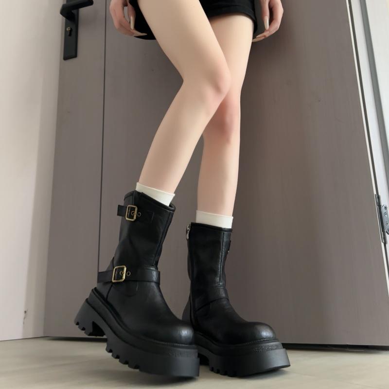 Black British style small man heightened thick-soled Martin boots women's 2025 new autumn retro trousers short boots