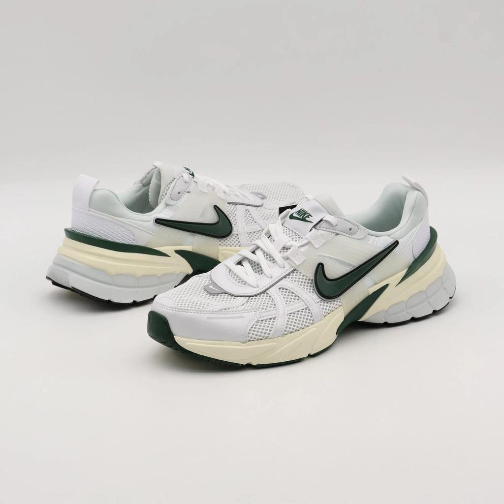 FD0736-101 Nike V2K Run Weiß Platin-Tönung (Damen)
