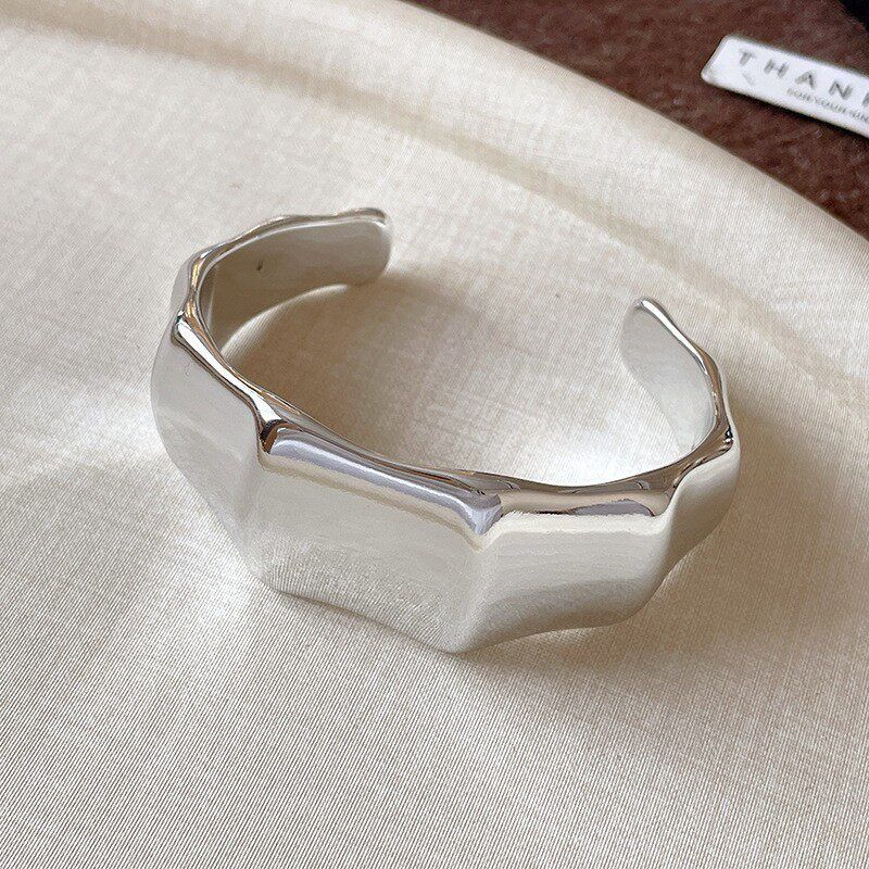 Europe and America Cross Border Wave Cold Wind Open-Ended Bracelet Simple and Exaggerated Stylish Bracelet Accessible Luxury Fancy Bracelet for Women