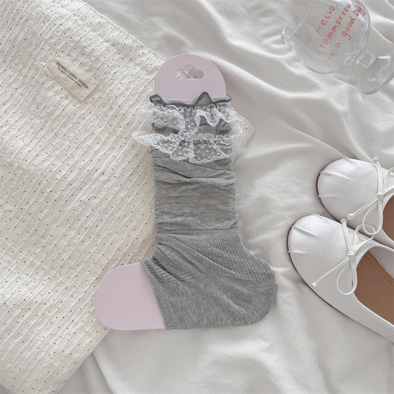 Spring And Summer White Lace Stepping Socks Women'S Thin Splicing Stacking Socks Japanese Ballet Style Korean Calf Socks