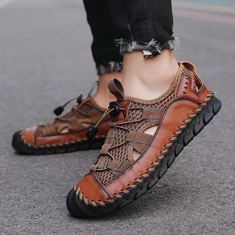 Summer New Genuine Leather Closed Toe Sandals Men's Outerwear Mesh Driving Beach Shoes Summer Leisure Wading