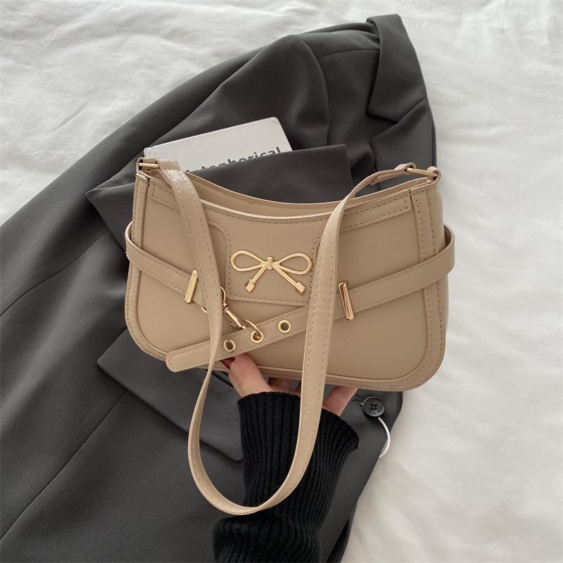 Fashion bag women's new high-value versatile armpit bag fresh and casual shoulder small square bag women's bag