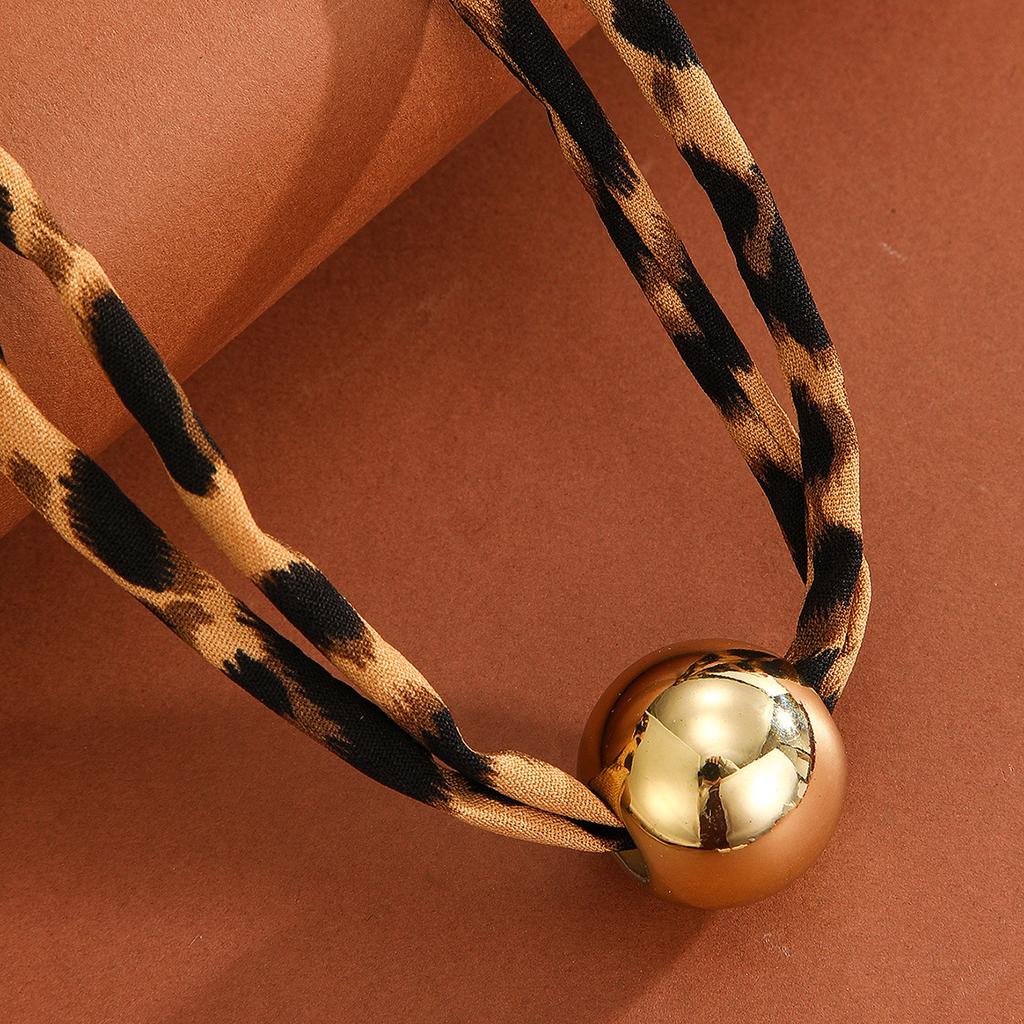 Leopard Print Choker Necklace For Women, Gold-Tone Alloy Heart Pendant Necklace, Vintage Boho Fabric Chain Statement Jewelry For Daily Wear & Gifting