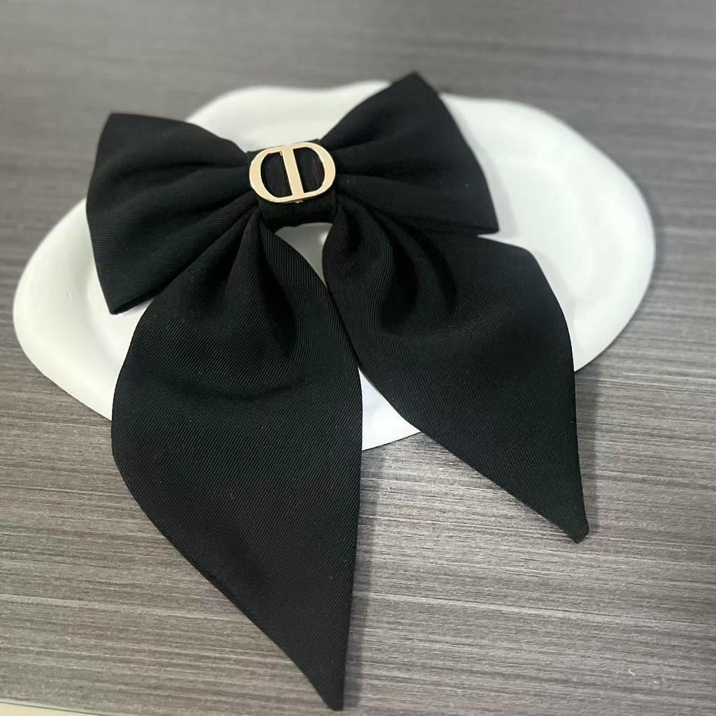 Black Velvet Large Bow Clip: Classic, Versatile Updo Accessory