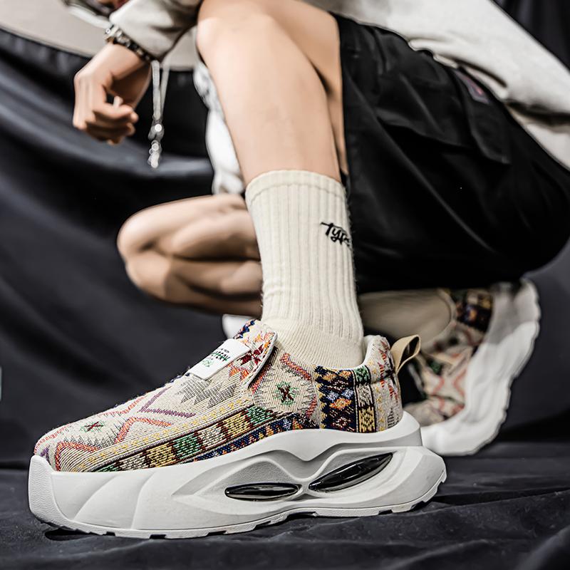 Men’s Sports Shoes Casual Street Style Platform Sneakers Students Over Sized Printed Skateboard Shoes Height Increase