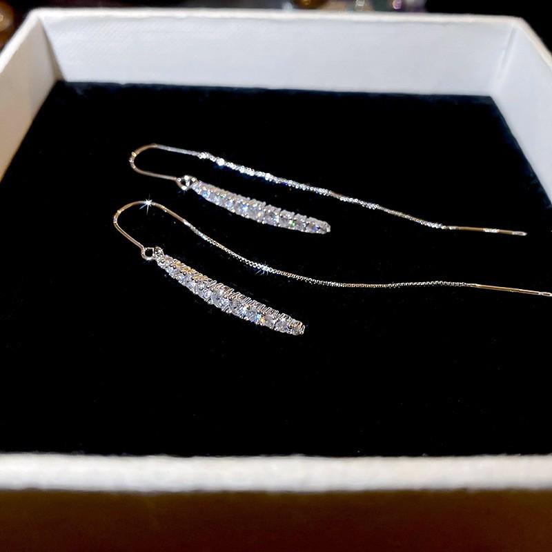 Silver Needle Rhinestone Leaf Tassel Stud Earrings for Women - Elegant, Fashionable, Niche Design Jewelry with a Luxurious Feel
