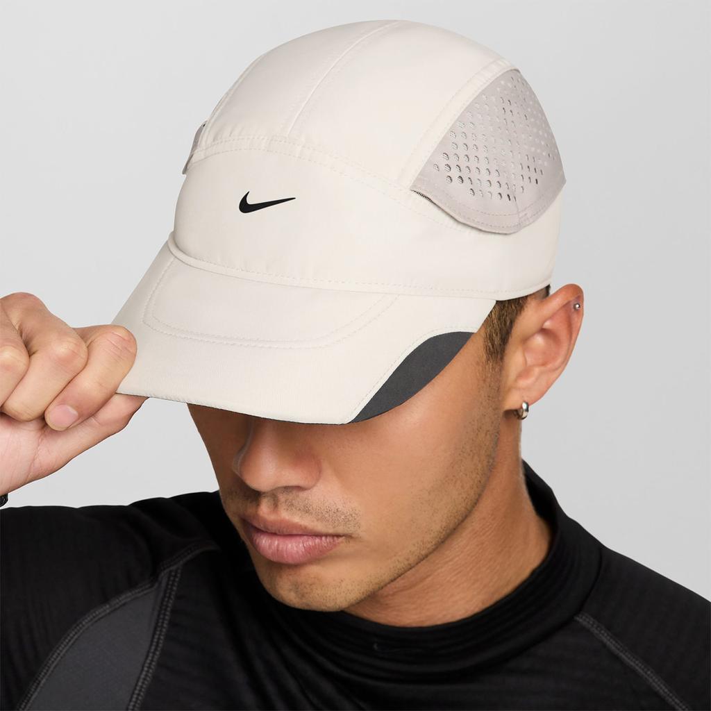 Nike Gorra de vuelo U CB Tech [IU6826-072]