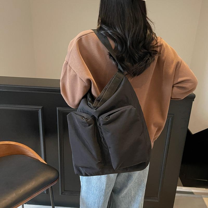 New Travel Bag Outdoor Sports Messenger Bag Large Capacity Women's Shoulder Bag Fashion Storage Bag