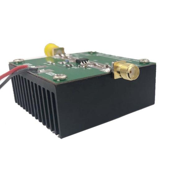 Amplificateur 2W 12V Module Amplificateur à Large Bande De Puissance RF 2,0 W à Module 1-930 MHz 2W Sortie 12V DC SMA Femelle