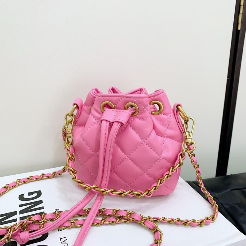 

Стеганый узор Ромбы Сумка-кроссбоди с минималистичным дизайном на кулиске Мягкая ткань роза розовый