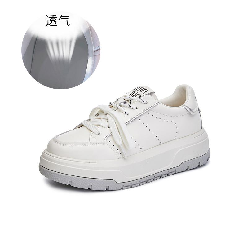 Suction Film Sole Leather Women's Shoes 2025 Spring New Thick-soled Versatile Sports Shoes Casual Little White Shoes Women's Fashion Board Shoes