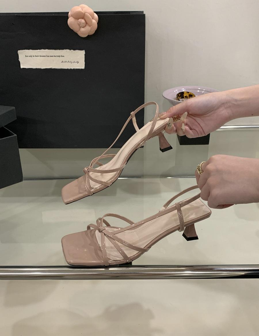 

French niche silver sandals thick heel fairy shoes 2025 new summer with skirt thin belt temperament high heels 40 розовый