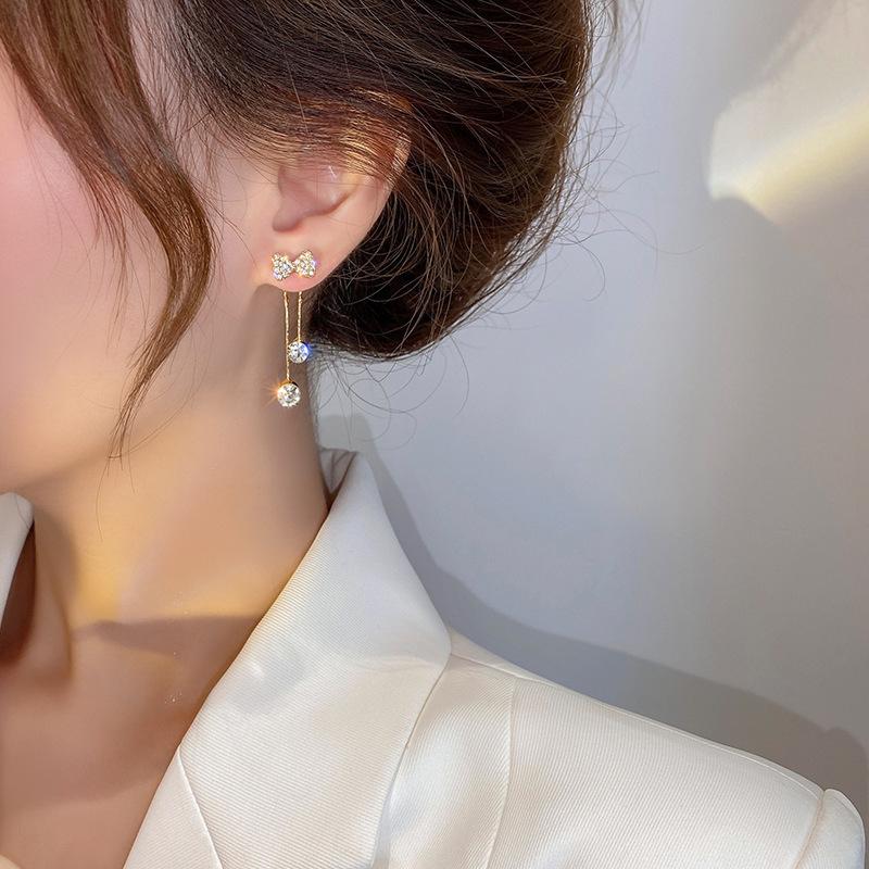 Neue Gold Farbe Shiny Bowknot Quaste Stud Ohrringe Für Frauen Exquisite Strass Bogen Baumeln Ohrringe Mädchen Schmuck Freunde Geschenk