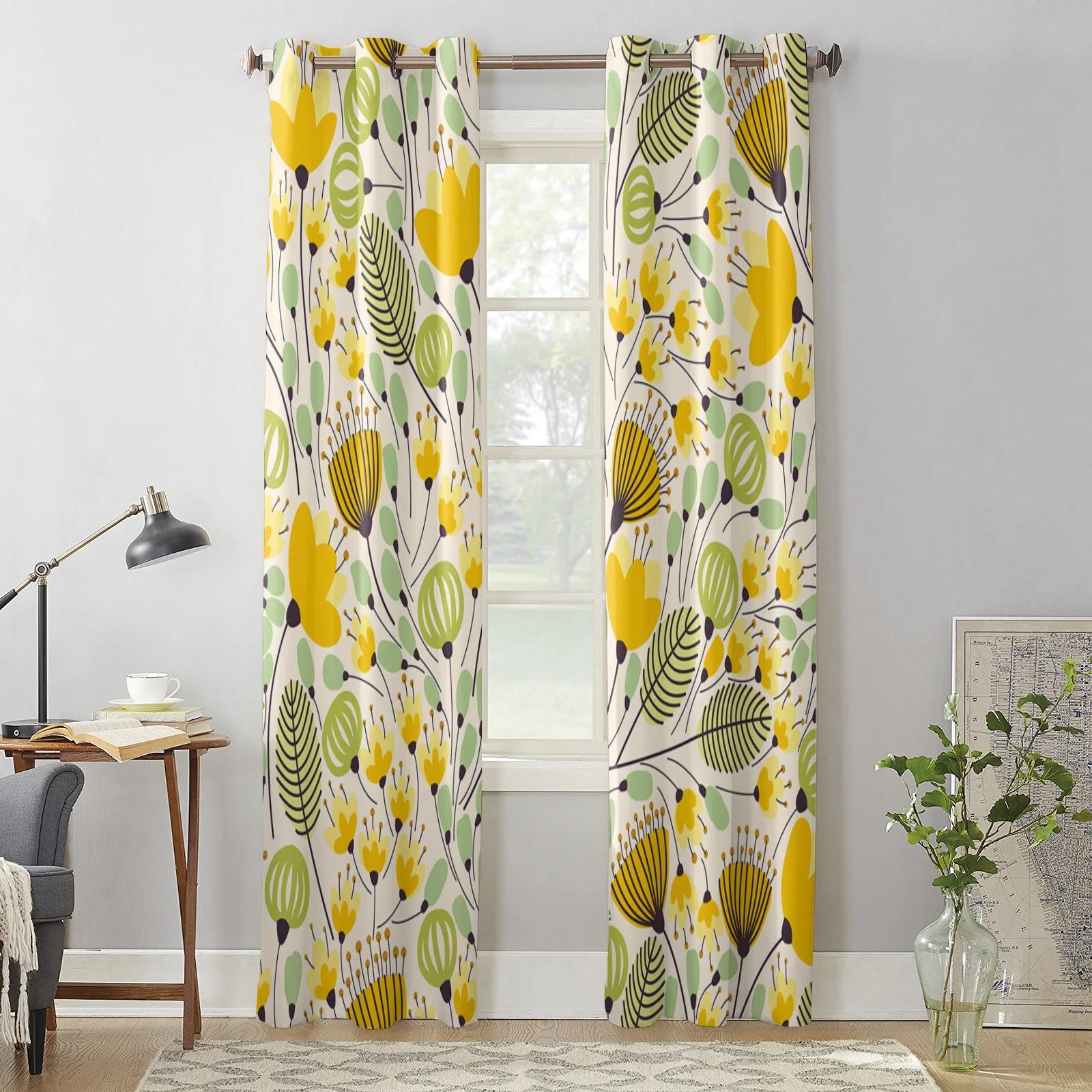 Желтые шторы с геометрической цветочной текстурой для спальни — фото 5