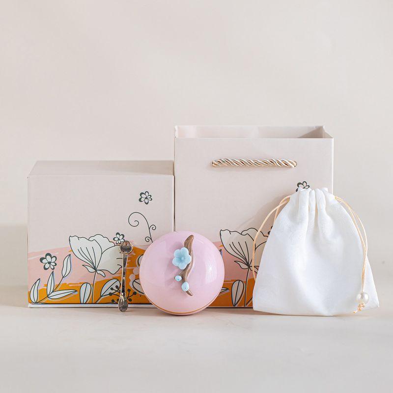 Cultural and Creative Solid Balm Gift Box Set, Chinese Style Flower-Painted Ceramic Jar, Long-Lasting Fragrance, Traditional Ancient-Style Solid Balm