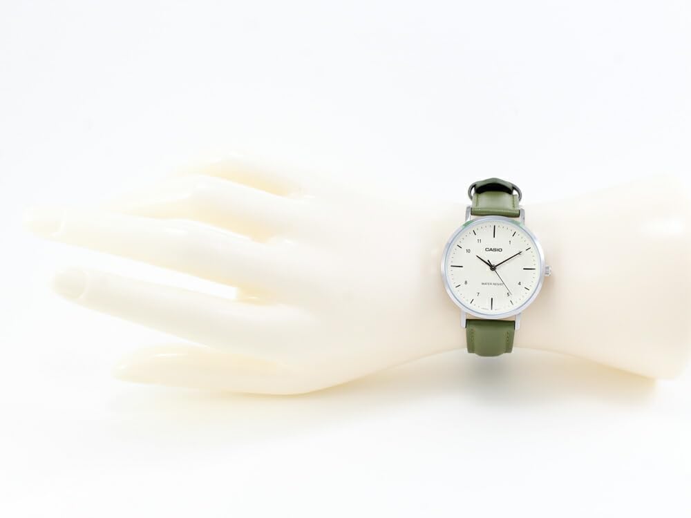 Casio LTP-VT03L-3B Quartz Ladies Watch