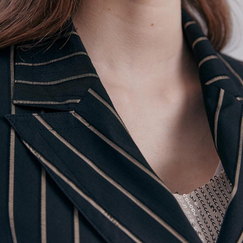Maxza Stripe Volume Sleeve Tailored Jacket Cc08qj306on