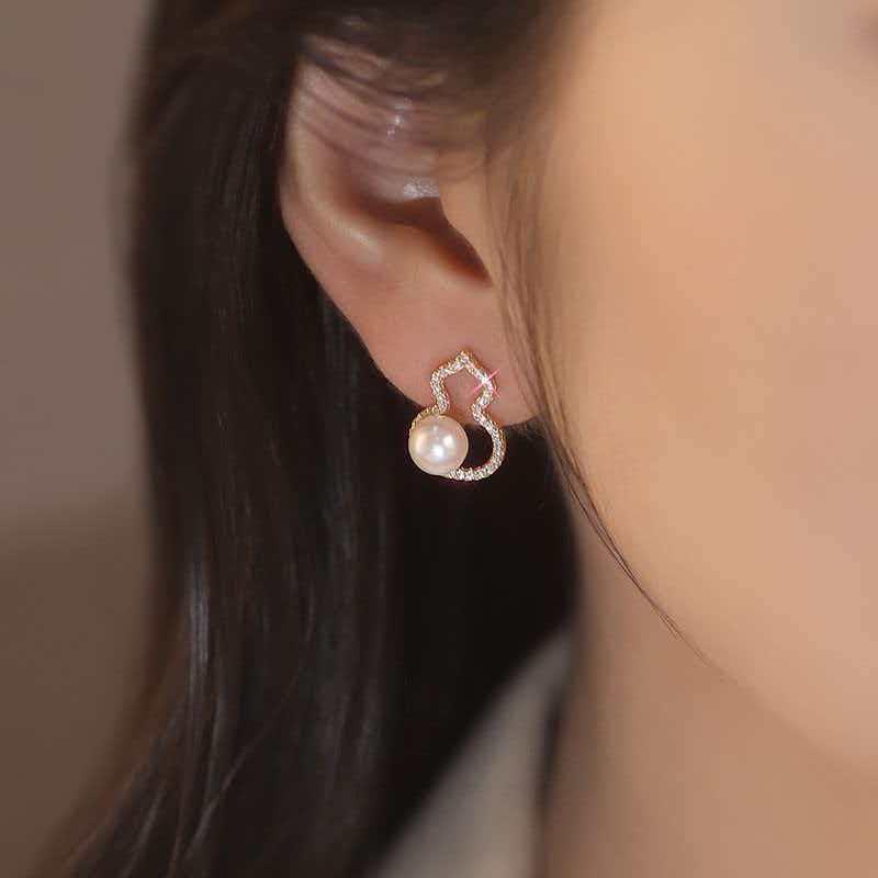 18K Gold Plated Good Luck Gourd Pearl Earrings: Natural Freshwater Pearl Studs for Women.