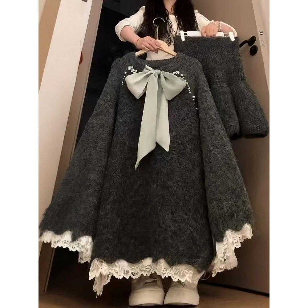 

Korean Chic Autumn/Winter Women s Lace Knit Top & High-Waisted Fishtail Skirt. 2XL [125-140 kg recommended]