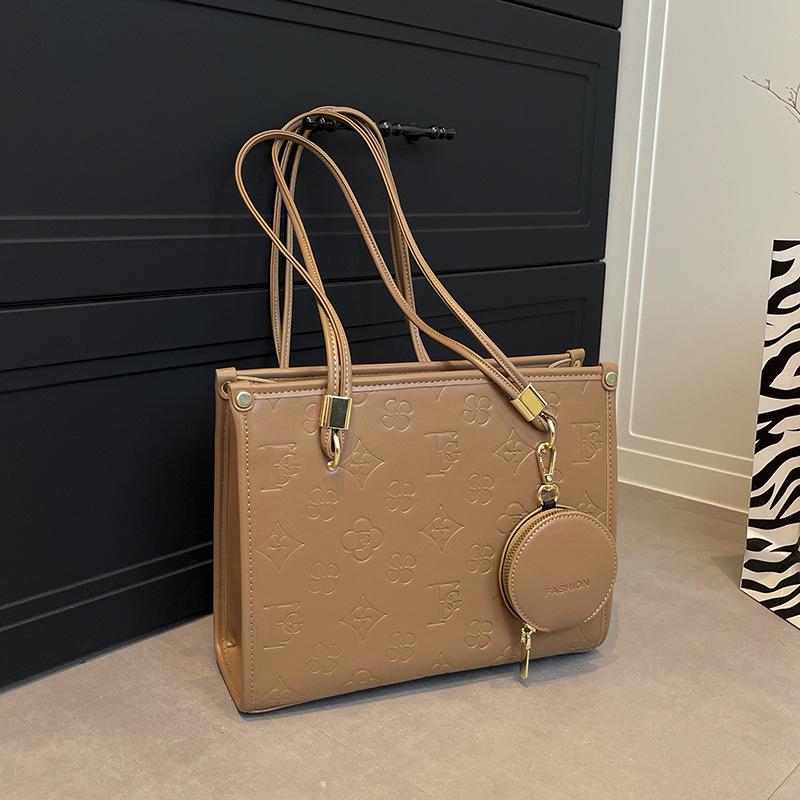 

Премиальная большая сумка женская большой вместимости новая текстура класс сумка-тоут на одно плечо универсальная сумка-мессенджер