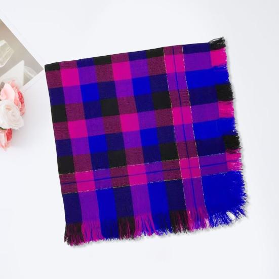 Wool Square Scarf with Tassel Decoration Plaid Pattern Women Knitting Scarf Versatile Headscarf Daily Outdoor Wear