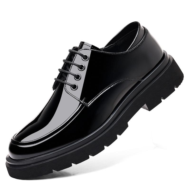 

Кожаная обувь мужская лакированная кожа молодежная британский стиль платформа увеличение роста парикмахерская модельная обувь туфли с большой головой 2025 38