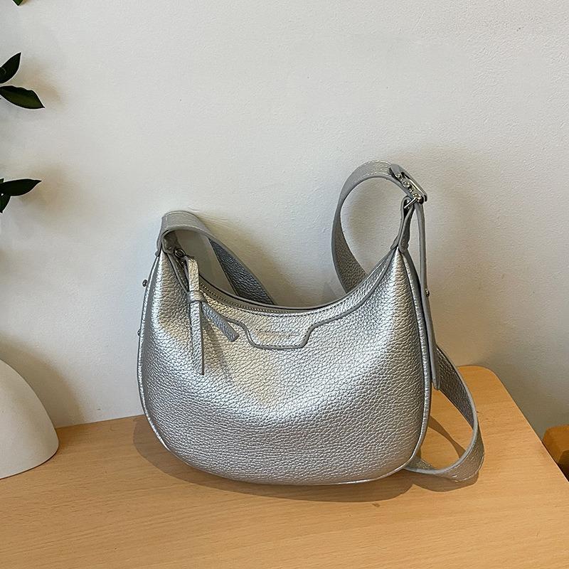 New Simple Niche Underarm Casual Crescent Bag Women's Fashion Trend One Shoulder Crossbody Textured Handheld Women's Bag