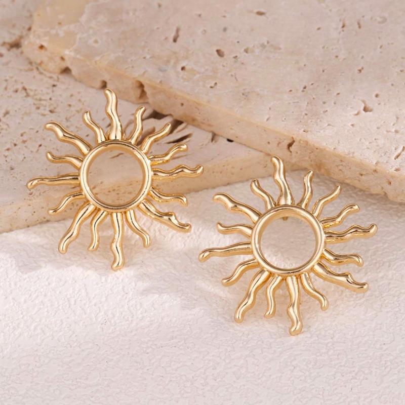 Temperament Elegant Sun Flower Stud Earrings For Women Daily Jewelry Gift