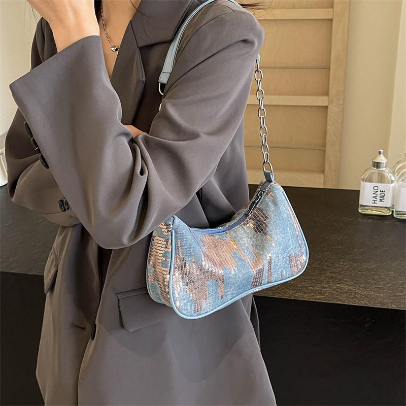 Trendy Denim Shoulder Bag 2024 Chic Chain Detail Medium Size Crossbody Bag For Women