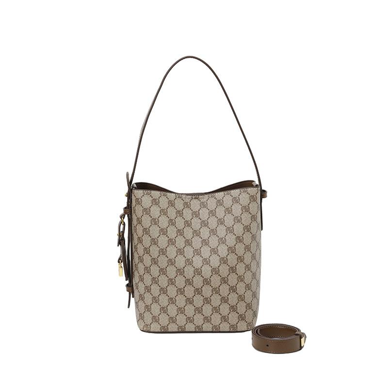 High-end Bag Women s Fashionable Light Luxury Pillow Retro All-matching Single-shoulder Cross-body 20x13x24