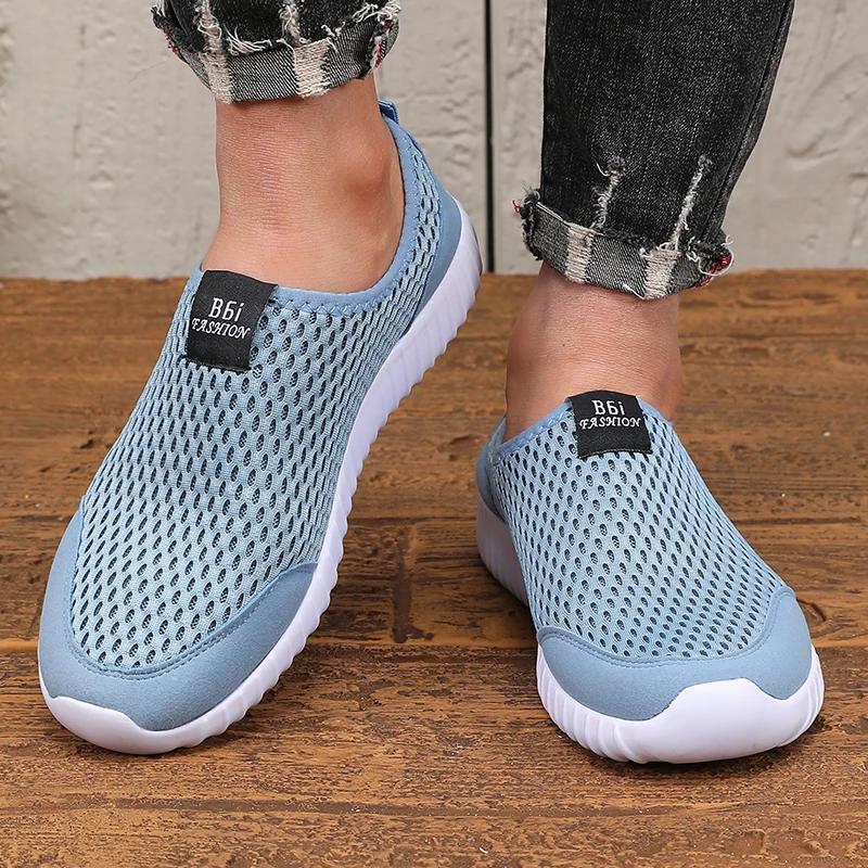 

Мужская обувь Сетчатая с перфорацией 2025 Новая модная обувь для ходьбы Легкая удобная дышащая Повседневная одинарная обувь 36 небесно-голубой
