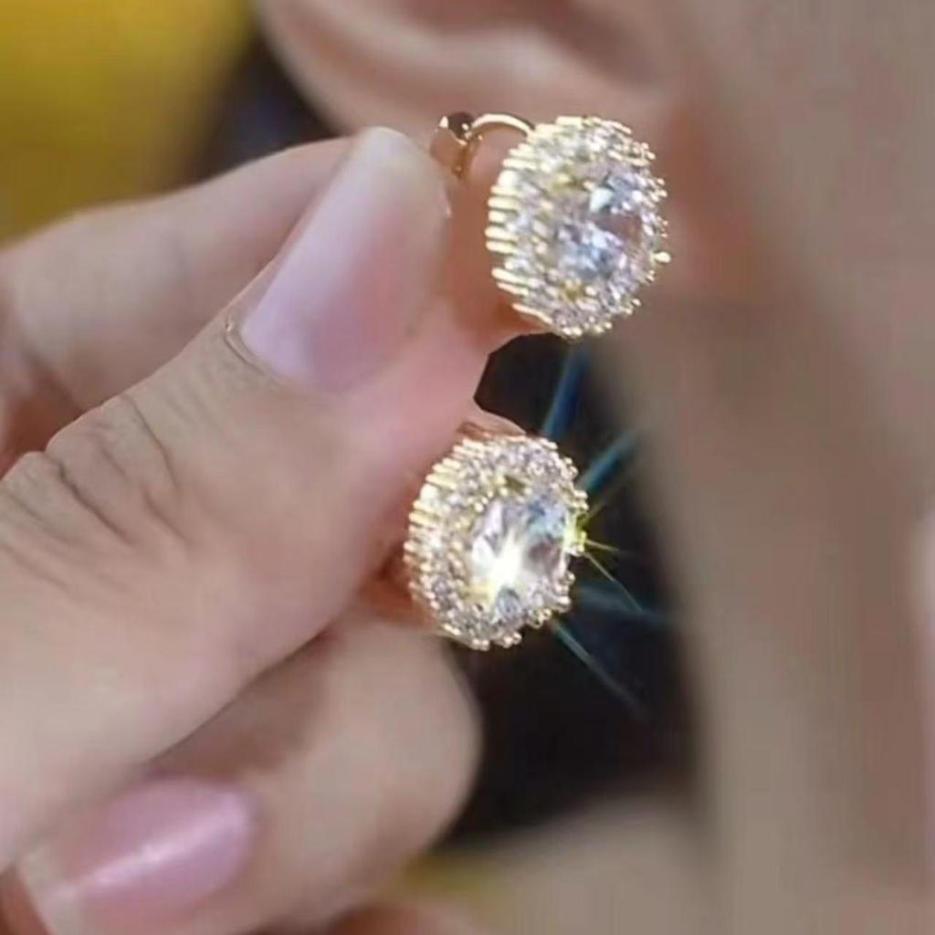 Exquisite Purple Zircon Snowflake Earrings: Stylish, Compact & Versatile High-End Fashion for Women