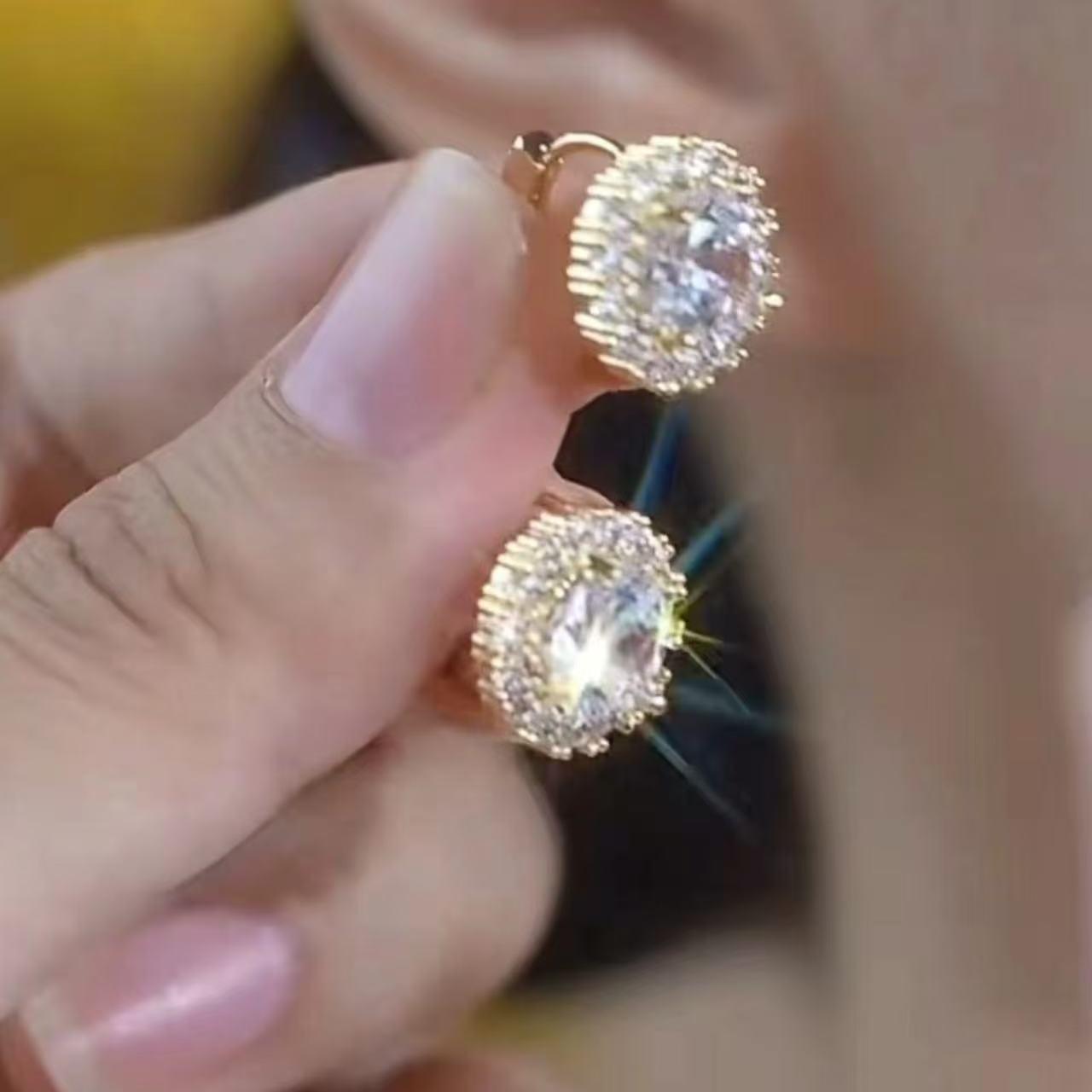 

Изысканные серьги-снежинки с фиолетовым цирконом: Стильная, Компактная и Универсальная Высококлассная Мода для Женщин белый