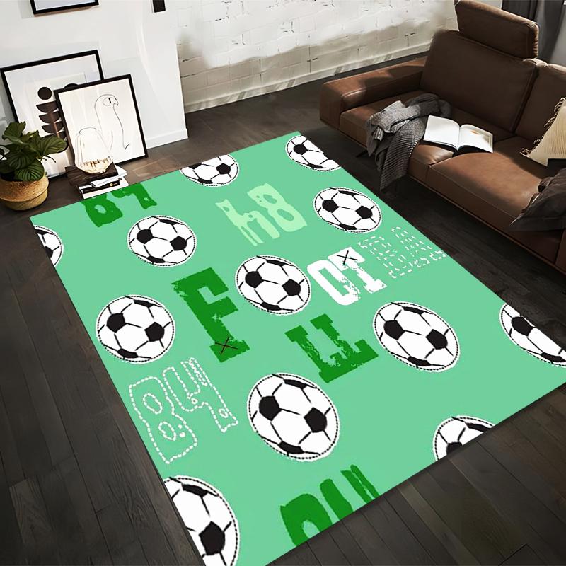 Grüner Fußballmuster-Teppich mit Fußball-Design und sportlichen Buchstaben, geeignet als rutschfeste Unterlage für Wohnzimmer, Schlafzimmer, Sofas