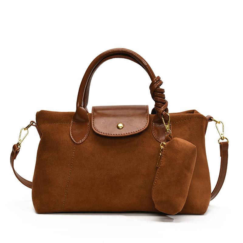 

High quality retro Maillard niche matte texture handbag bag women s casual commuting temperament messenger bag коричневый