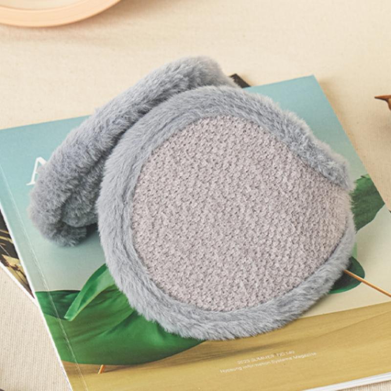 Daiso Big Size Fur Earmuffs Gray