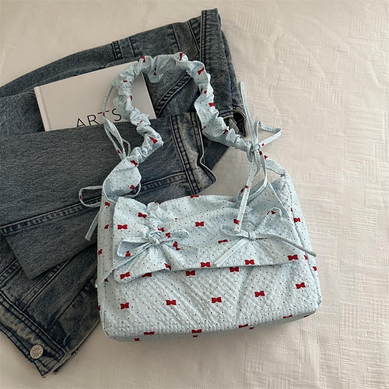 

2025 new pleated bag women s high-end bow shoulder messenger bag fashionable commuter versatile portable cloud bag