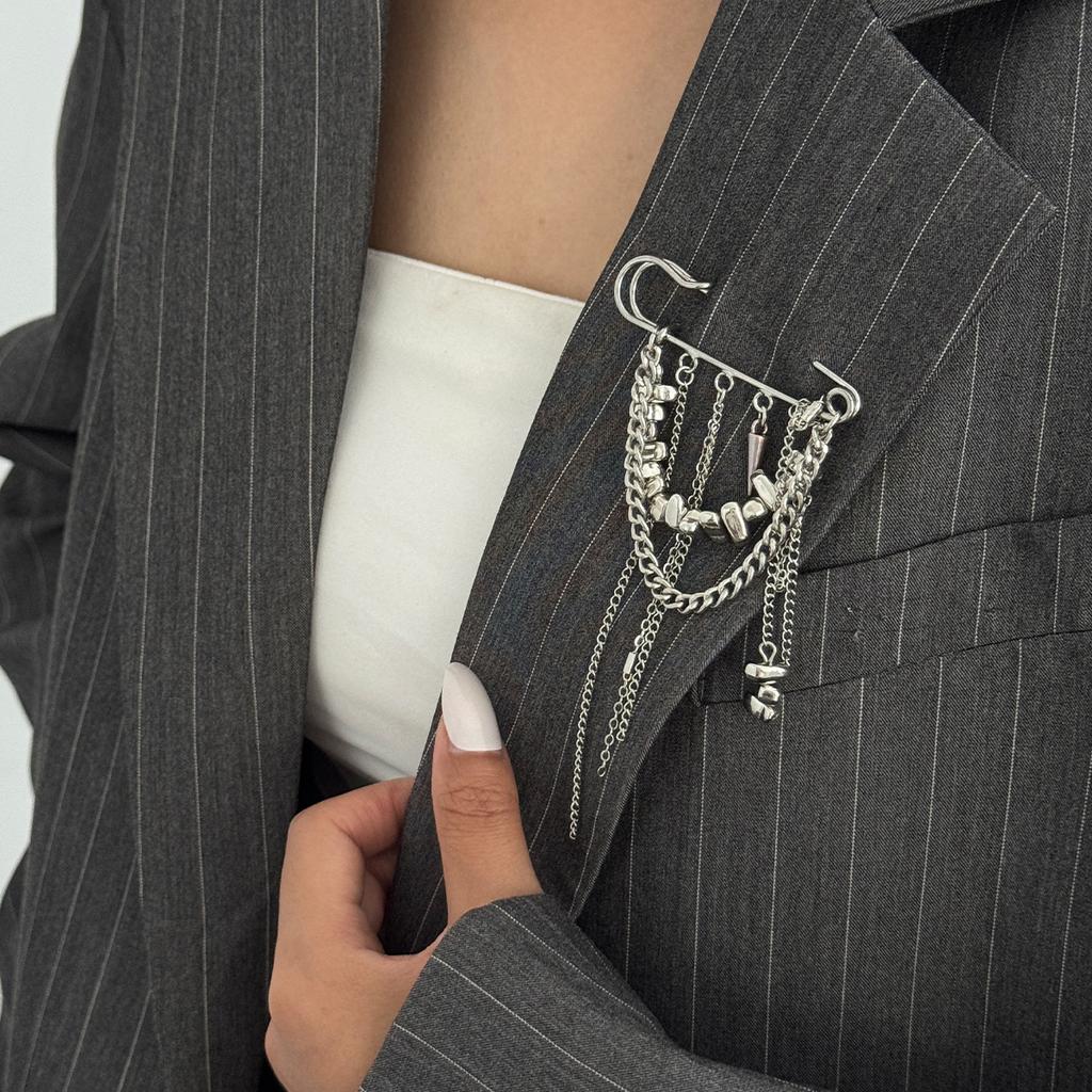 2025 Multi-Functional Chain Tassel Brooches for Women Handmade Beaded Chain Pin Fixator Trouser Leg Simple Clothes Accessory