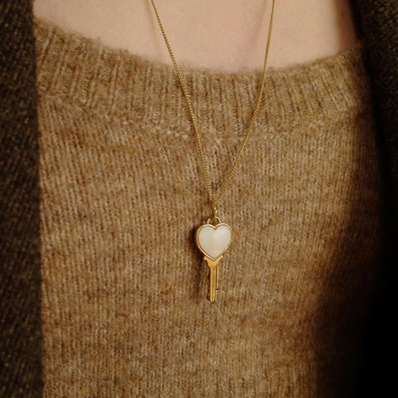 Fiore Stone Heart Key Long Necklace (gold)
