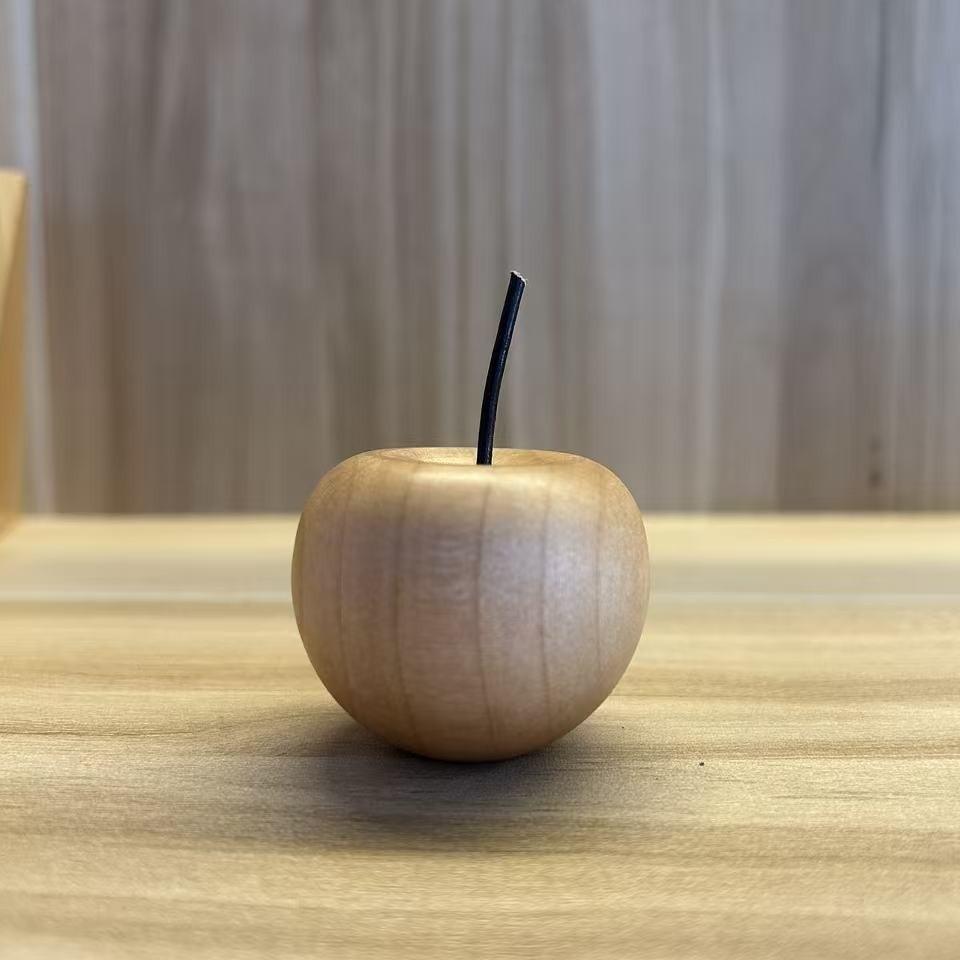

1/3pcs Apple Aroma Diffuser, Maple Wood Creative Decor, Natural Wood Grain, Ideal for Home Hotel Christmas Halloween 1PC