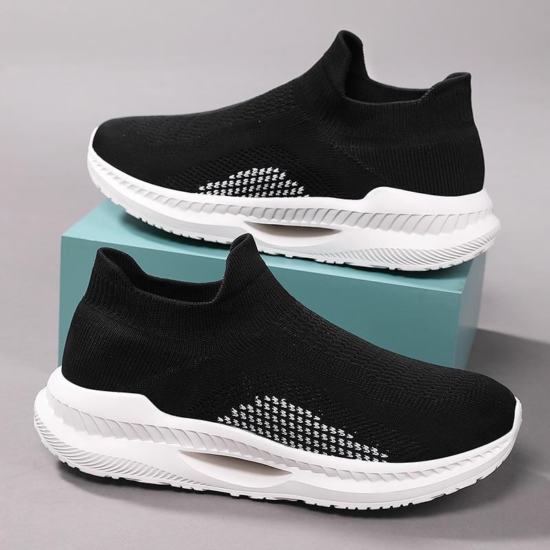 Men 'S Casual Shoes Spring Knit Couple Socks Shoes Unisex Breathable Sneakers Fashion Slip -On Loafers Men Running Shoes