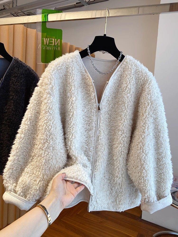 Winter 2025 Women's Faux Lambswool Leather-Fur Coat - Warm, Loose, Fluffy